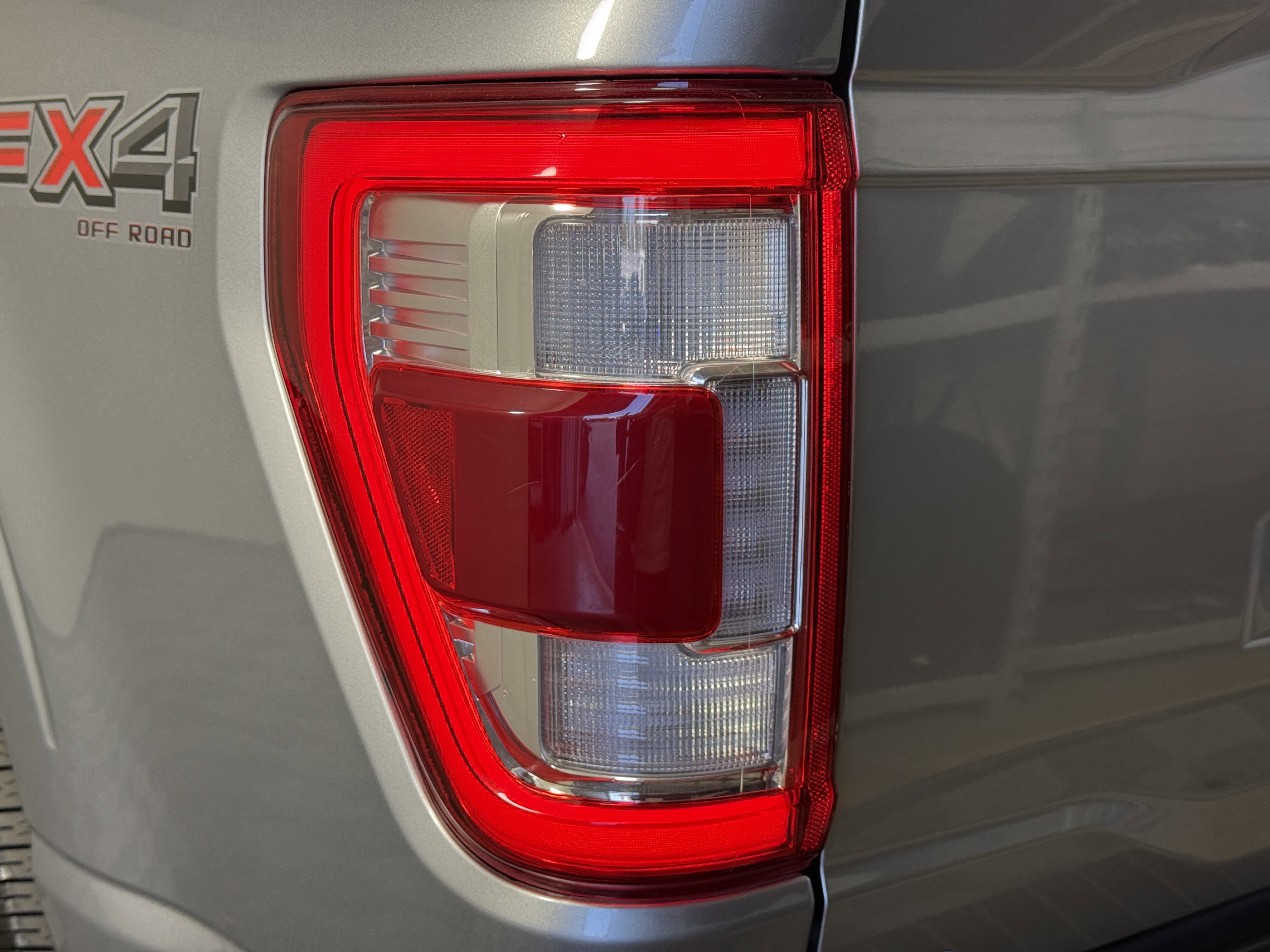 Certified 2022 Ford F150 Lariat w/ Equipment Group 502A High image 7