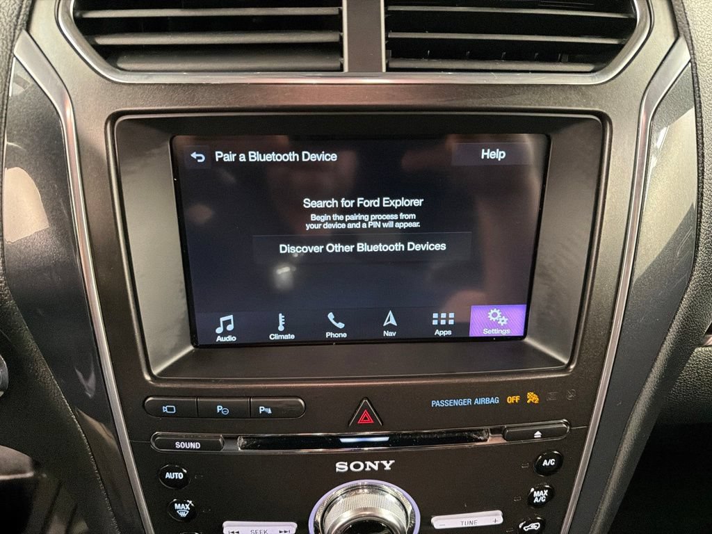Certified 2018 Ford Explorer Limited w/ Equipment Group 301A AWD/4WD image 10