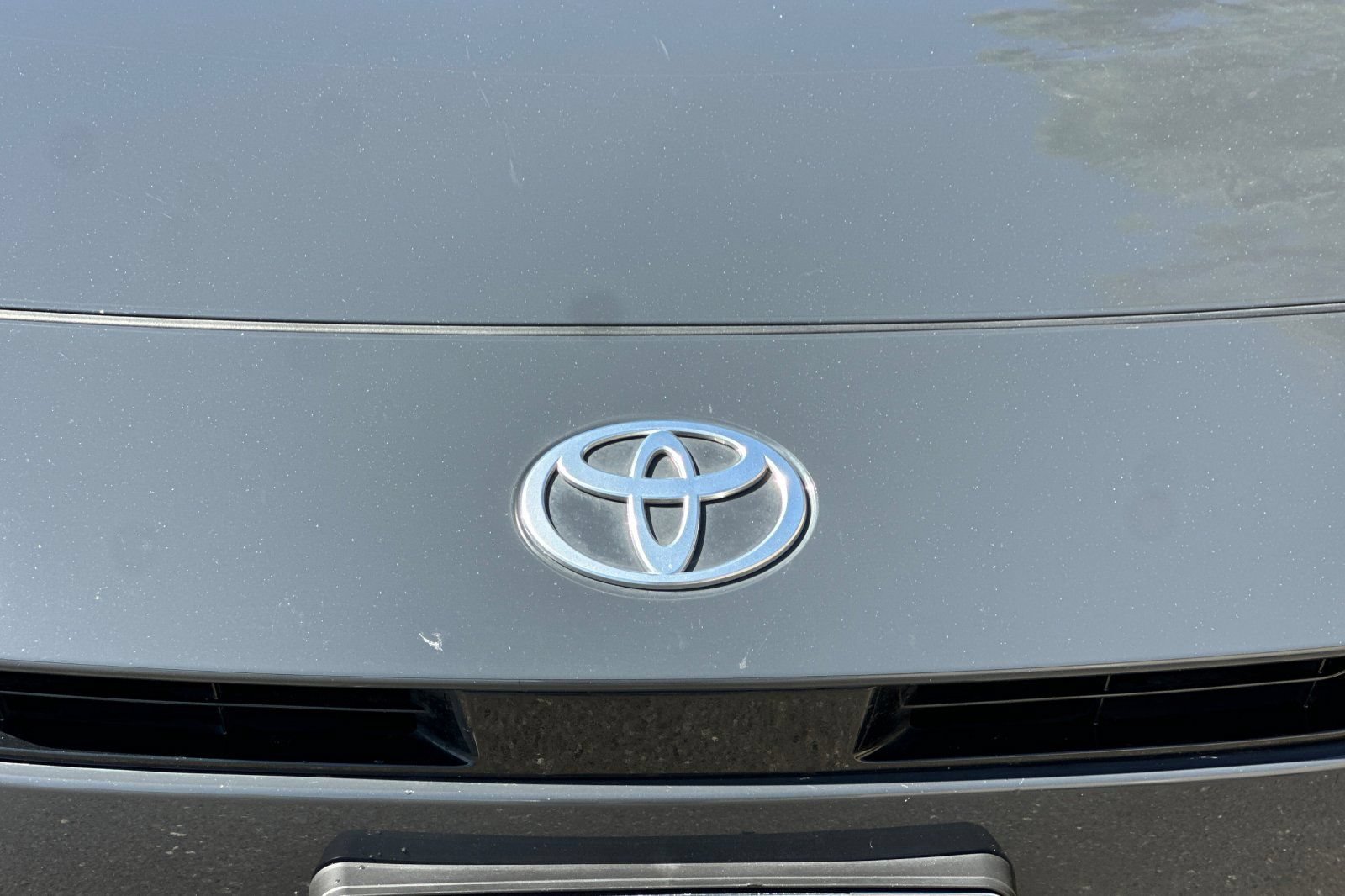 Used 2025 Toyota Camry XLE AWD/4WD image 46
