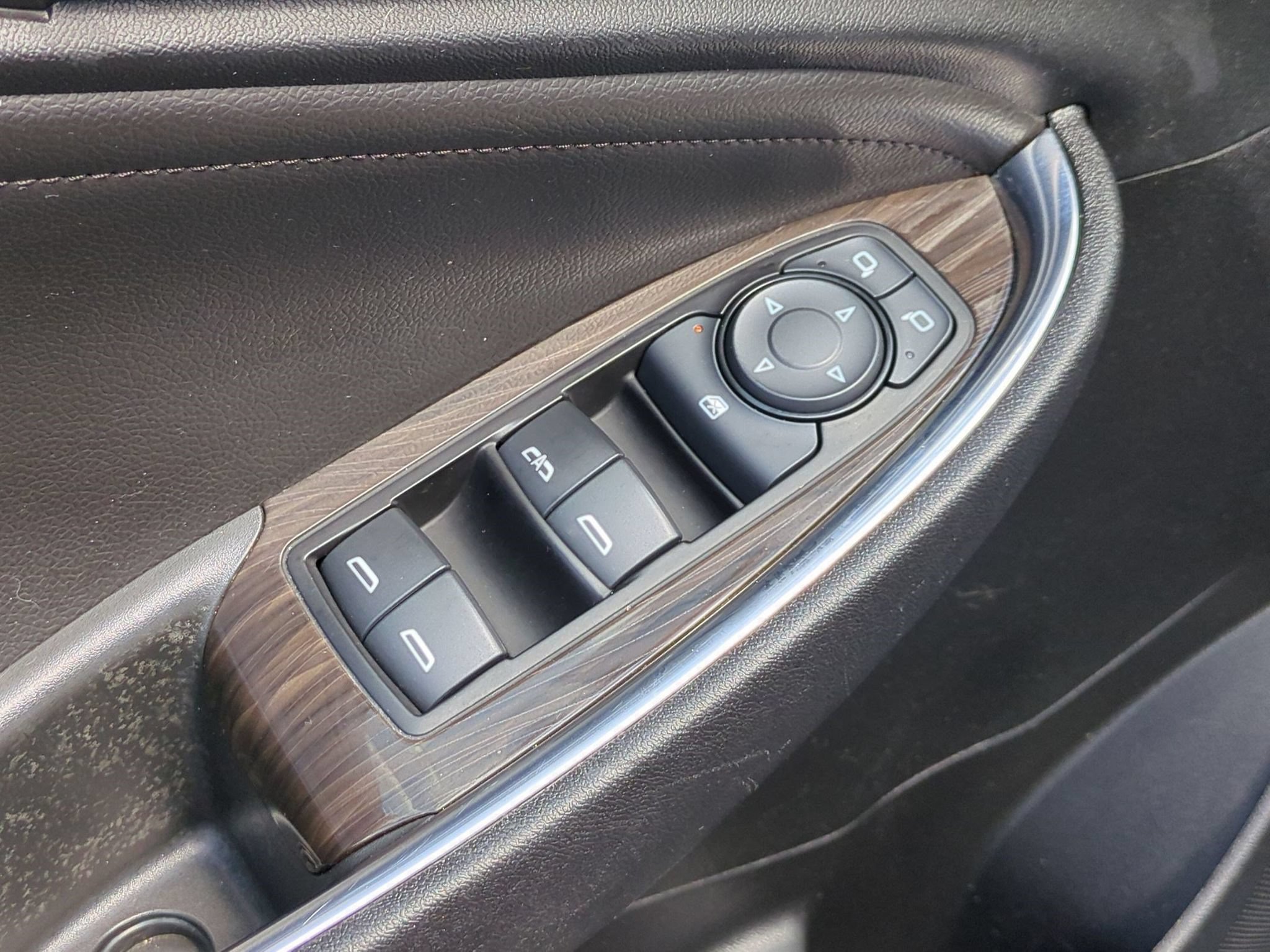 Used 2024 Chevrolet Malibu LT FWD image 12