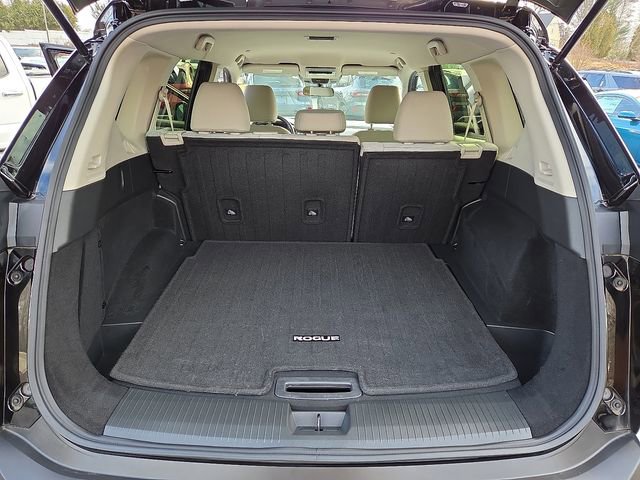 Used 2023 Nissan Rogue SV image 26