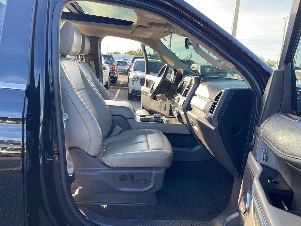 Certified 2021 Ford Expedition XLT image 14