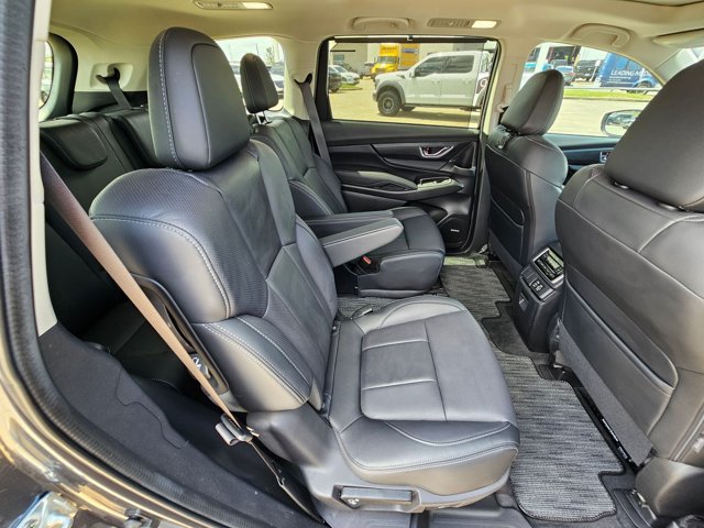 Used 2025 Subaru Ascent Limited AWD/4WD image 27