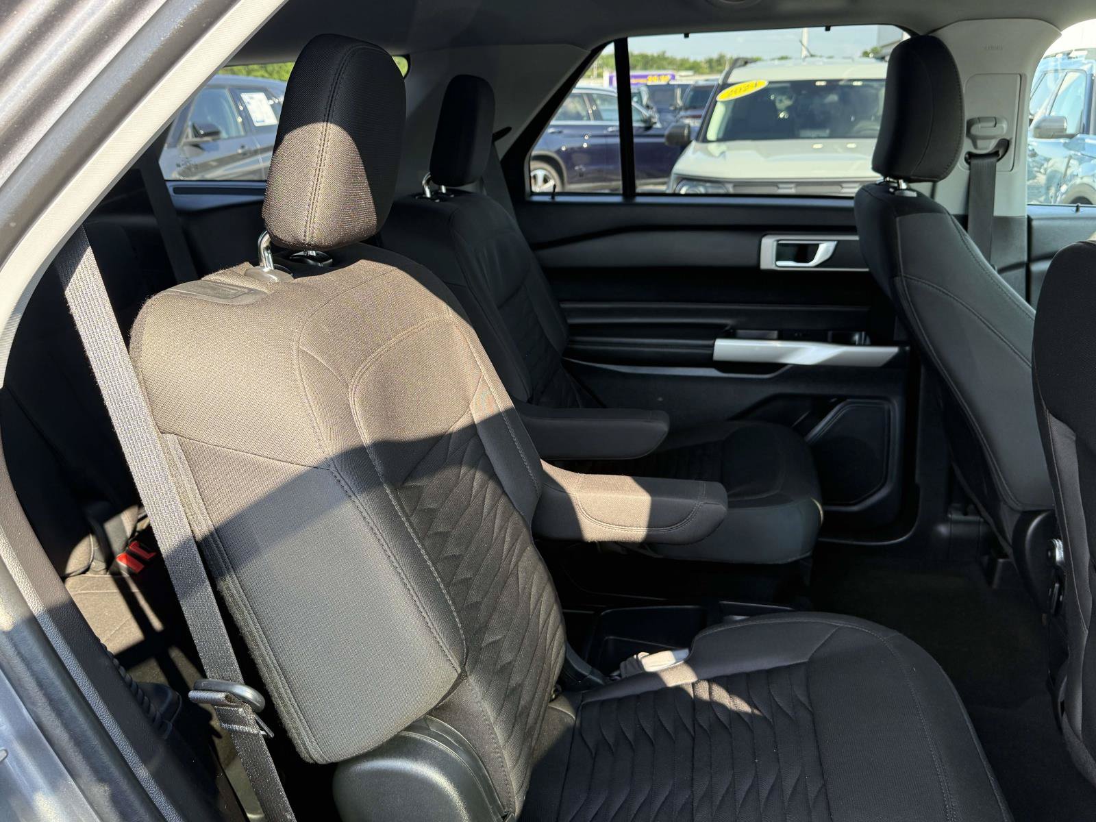 Certified 2021 Ford Explorer XLT RWD image 27