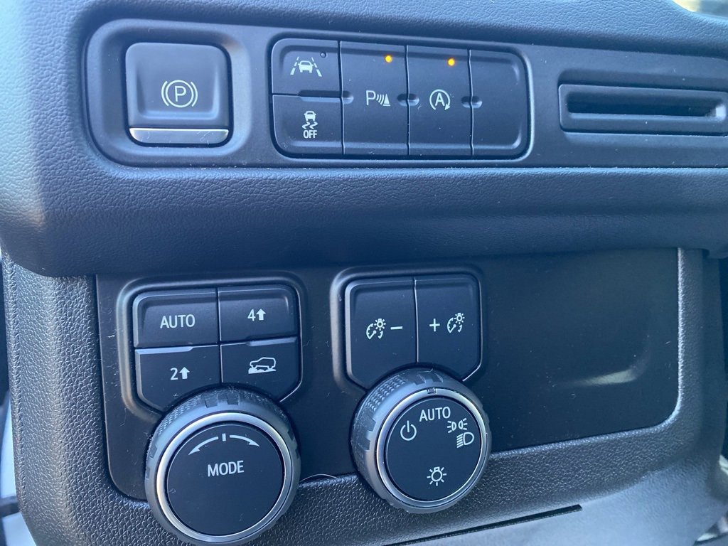 Used 2023 Chevrolet Tahoe LS image 27