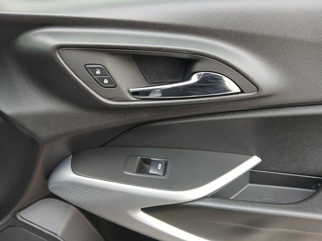 Used 2025 Chevrolet Trax LS FWD image 16