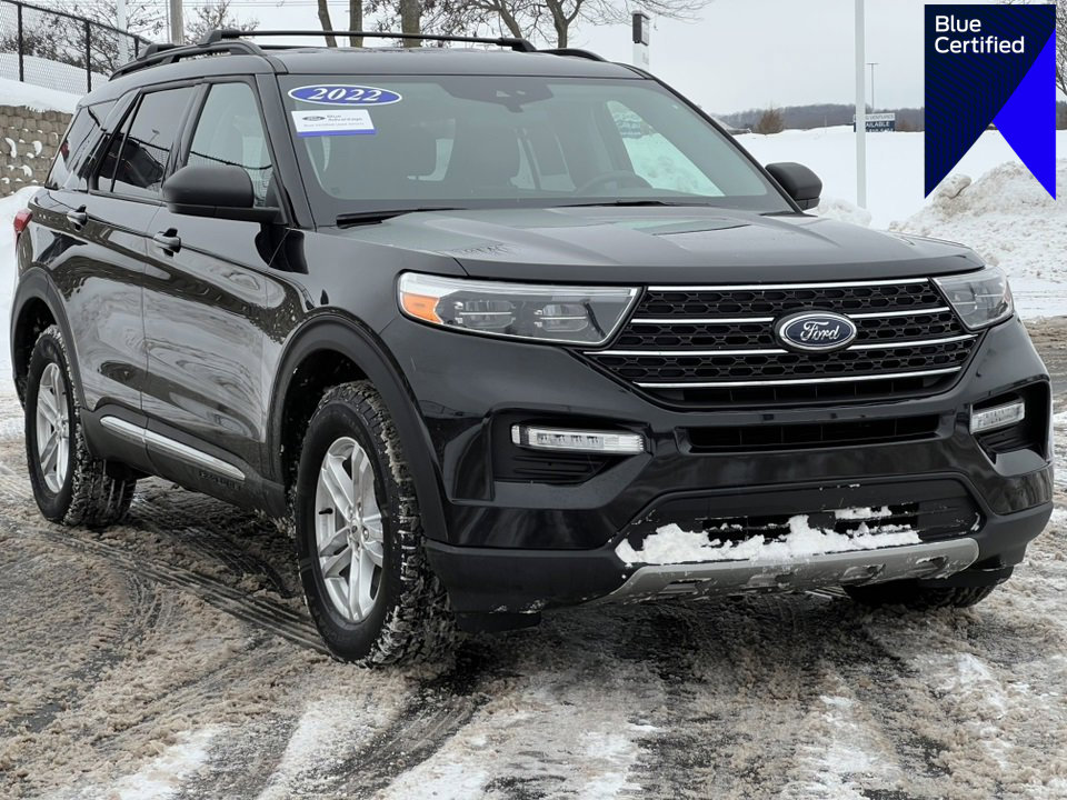 Certified 2022 Ford Explorer XLT w/ Equipment Group 202A image 1