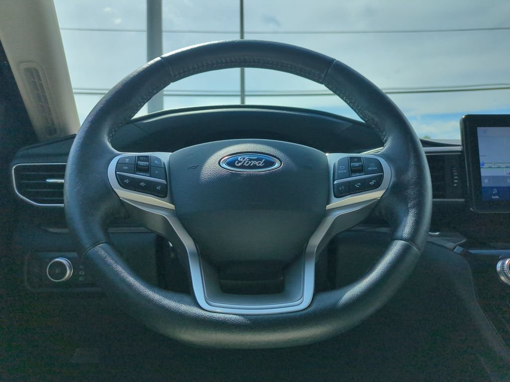 Certified 2021 Ford Explorer Limited w/ Equipment Group 301A AWD/4WD image 15