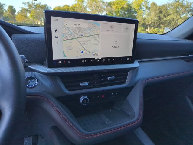 Certified 2025 Ford Explorer ST-Line w/ Premium Package image 14