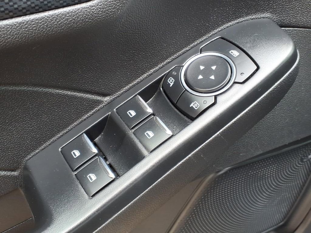 Certified 2025 Ford Escape ST-Line AWD/4WD image 17