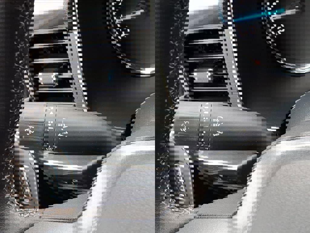 Certified 2023 Ford F150 XLT w/ Equipment Group 302A High image 19