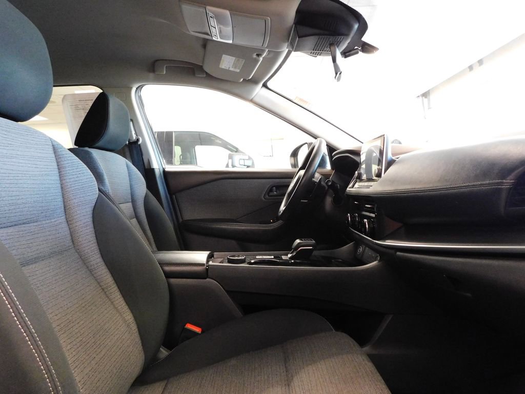 Used 2021 Nissan Rogue S AWD/4WD image 40