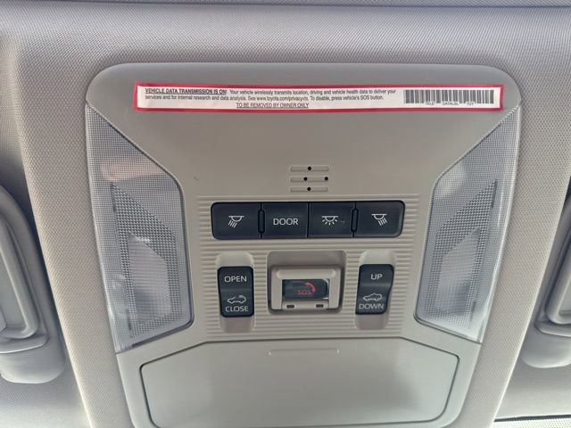 Used 2021 Toyota RAV4 XLE Premium image 30