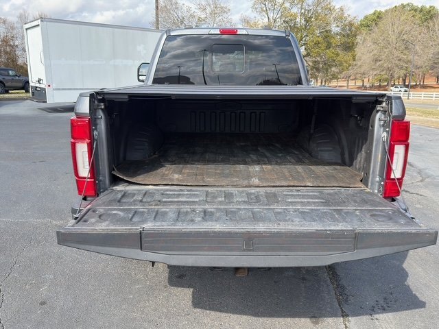 Certified 2022 Ford F250 Lariat w/ Black Appearance Package image 14