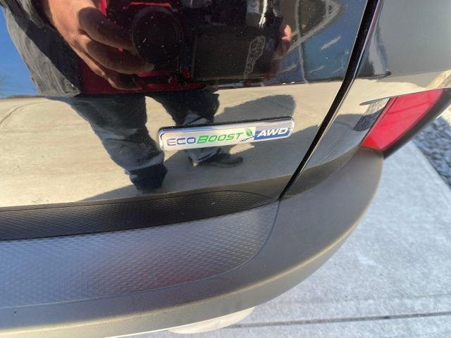 Certified 2020 Ford Escape SE image 32