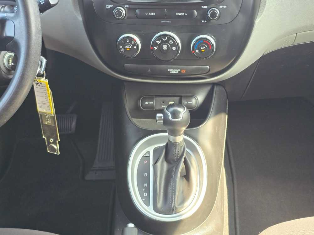 Used 2019 Kia Soul FWD image 13