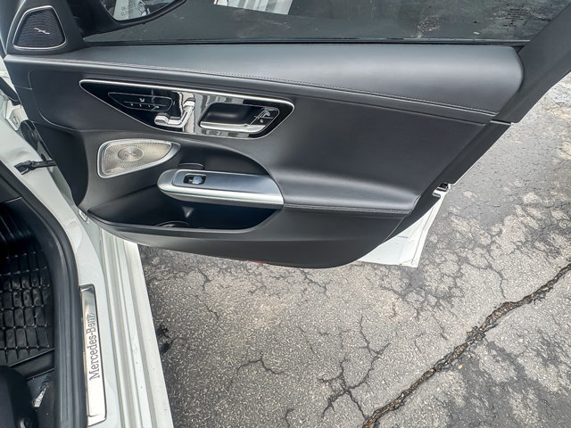 Used 2022 Mercedes-Benz C 300 C 300 image 25