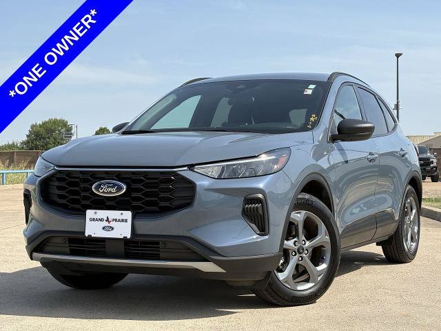 Certified 2025 Ford Escape ST-Line FWD image 2