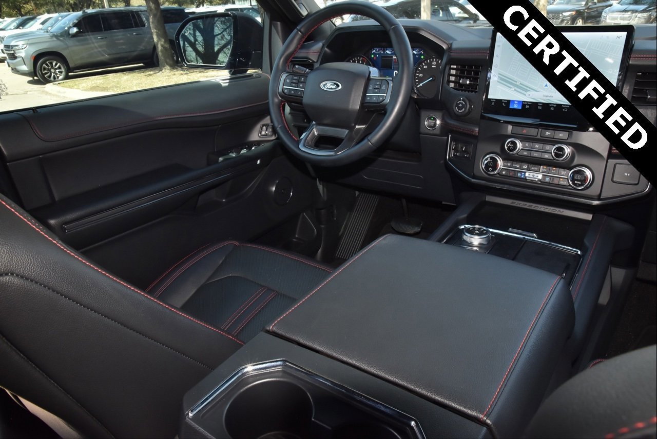 Certified 2023 Ford Expedition Limited image 17