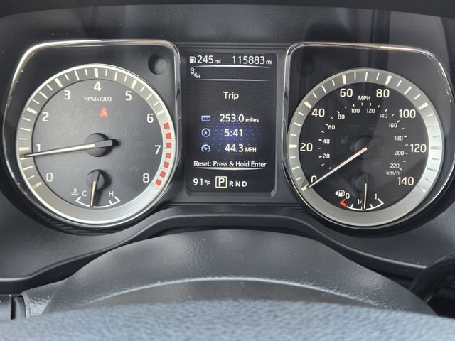 Used 2017 Nissan Titan SV RWD image 16