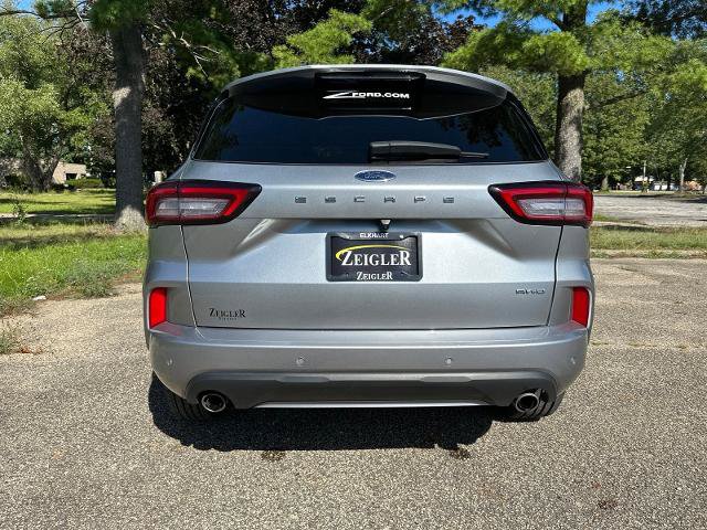Certified 2024 Ford Escape ST-Line w/ Tech Pack #1 AWD/4WD image 8