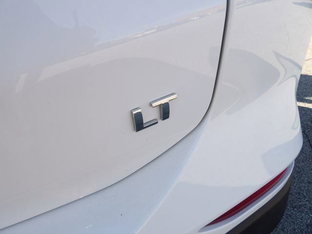 Used 2022 Chevrolet Equinox LT w/ Driver Convenience Package image 11