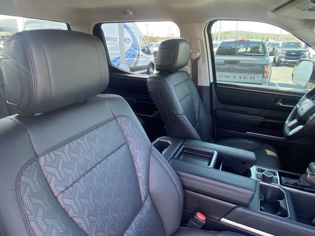 Used 2024 Toyota Tundra Limited image 28