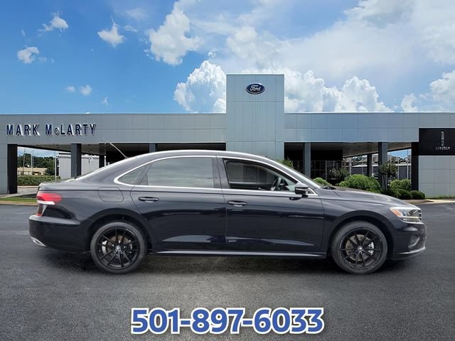 Used 2020 Volkswagen Passat 2.0T SEL FWD image 6