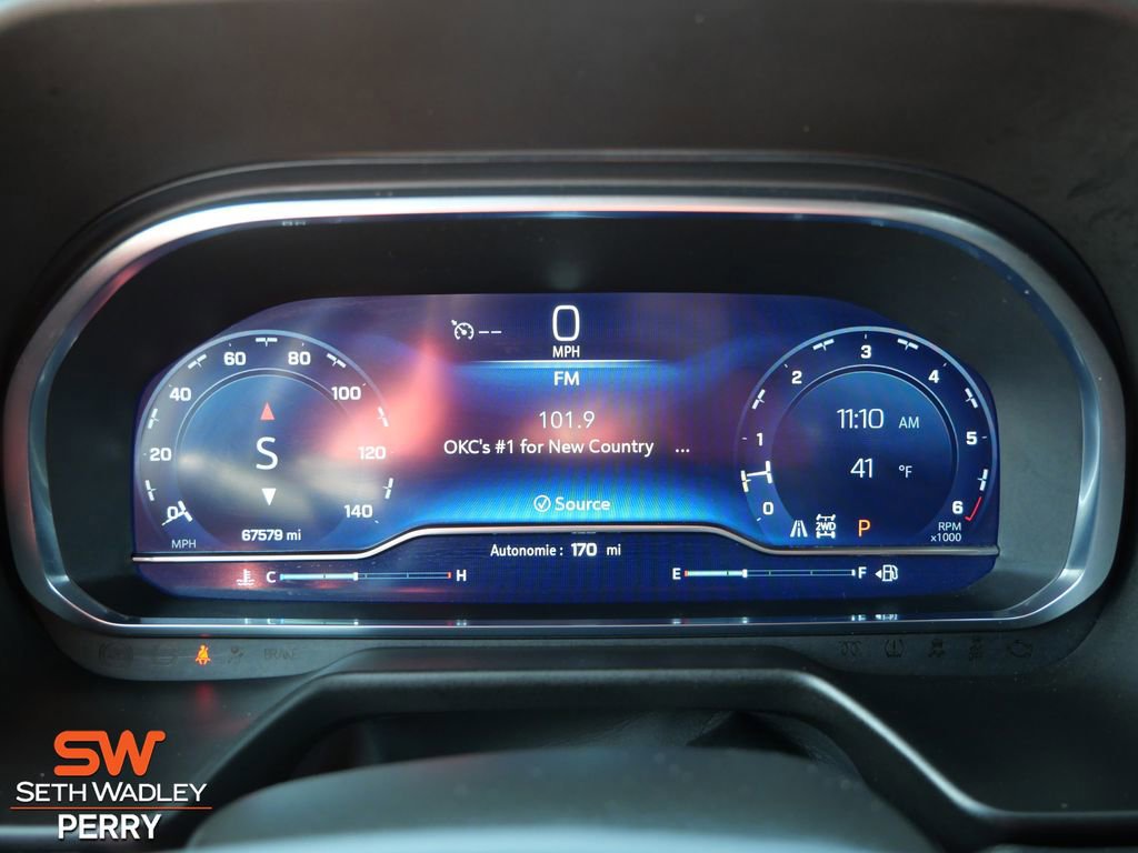 Used 2024 Chevrolet Suburban LT image 21