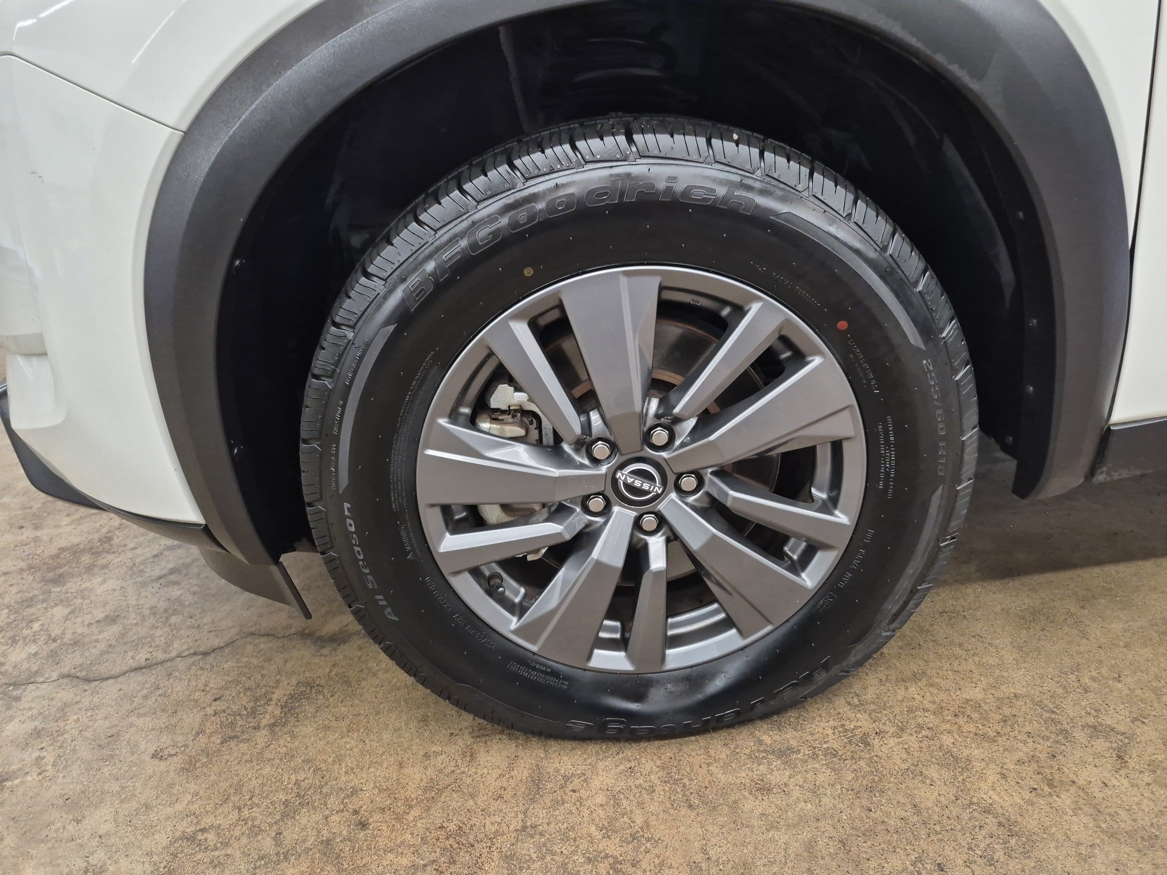Used 2022 Nissan Pathfinder S FWD image 7