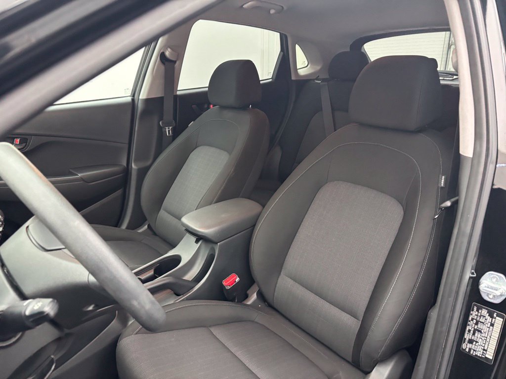 Used 2023 Hyundai Kona SEL w/ Cargo Package AWD/4WD image 23