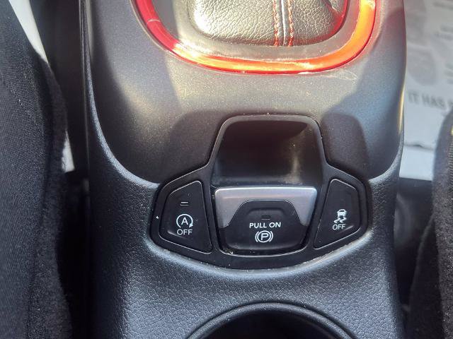 Used 2018 Jeep Compass Trailhawk w/ Leather Interior Group AWD/4WD image 35