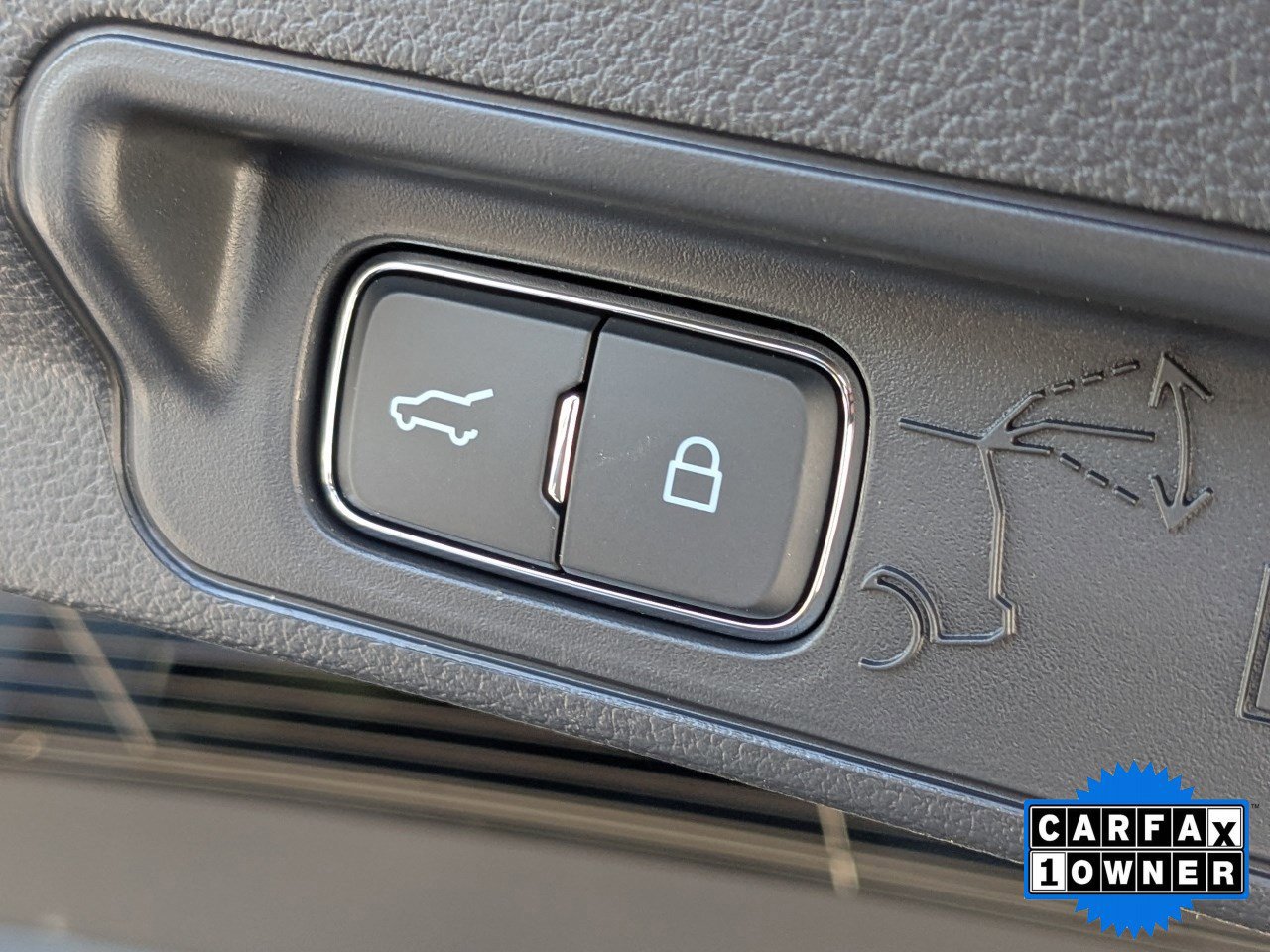 Certified 2025 Ford Explorer ST w/ Sun And Sound Package image 16