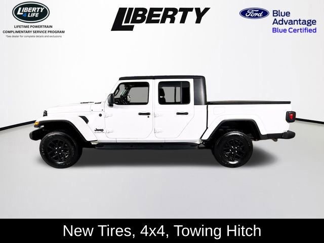 Used 2022 Jeep Gladiator Sport image 6