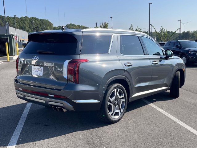 Used 2024 Hyundai Palisade Limited AWD/4WD image 3