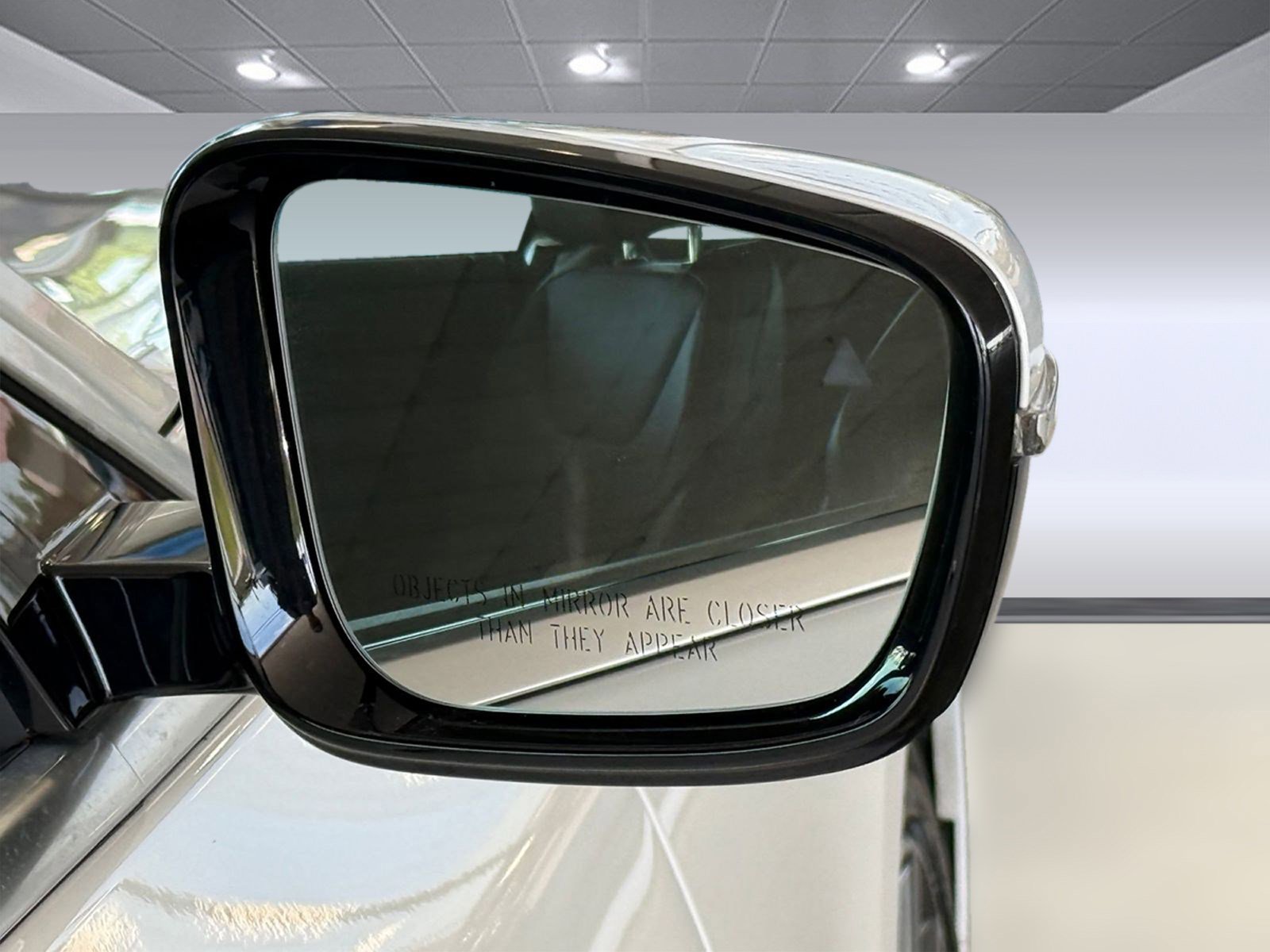 Used 2025 BMW 430i Convertible w/ Premium Package RWD image 32
