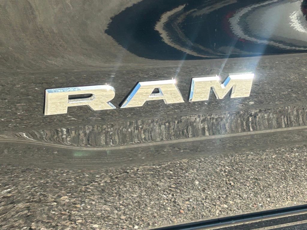 Used 2024 RAM 1500 Big Horn RWD image 17