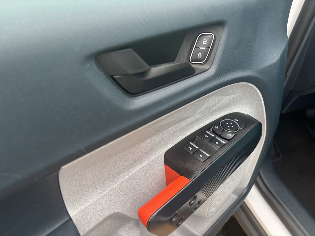 Certified 2023 Ford Maverick XLT FWD image 18