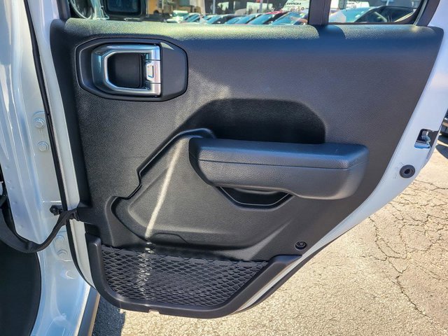 Used 2025 Jeep Gladiator Sport AWD/4WD image 27