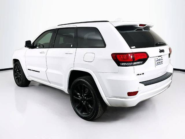 Used 2022 Jeep Grand Cherokee Laredo X AWD/4WD image 4