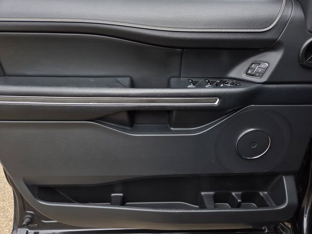 Certified 2023 Ford Expedition XLT image 17