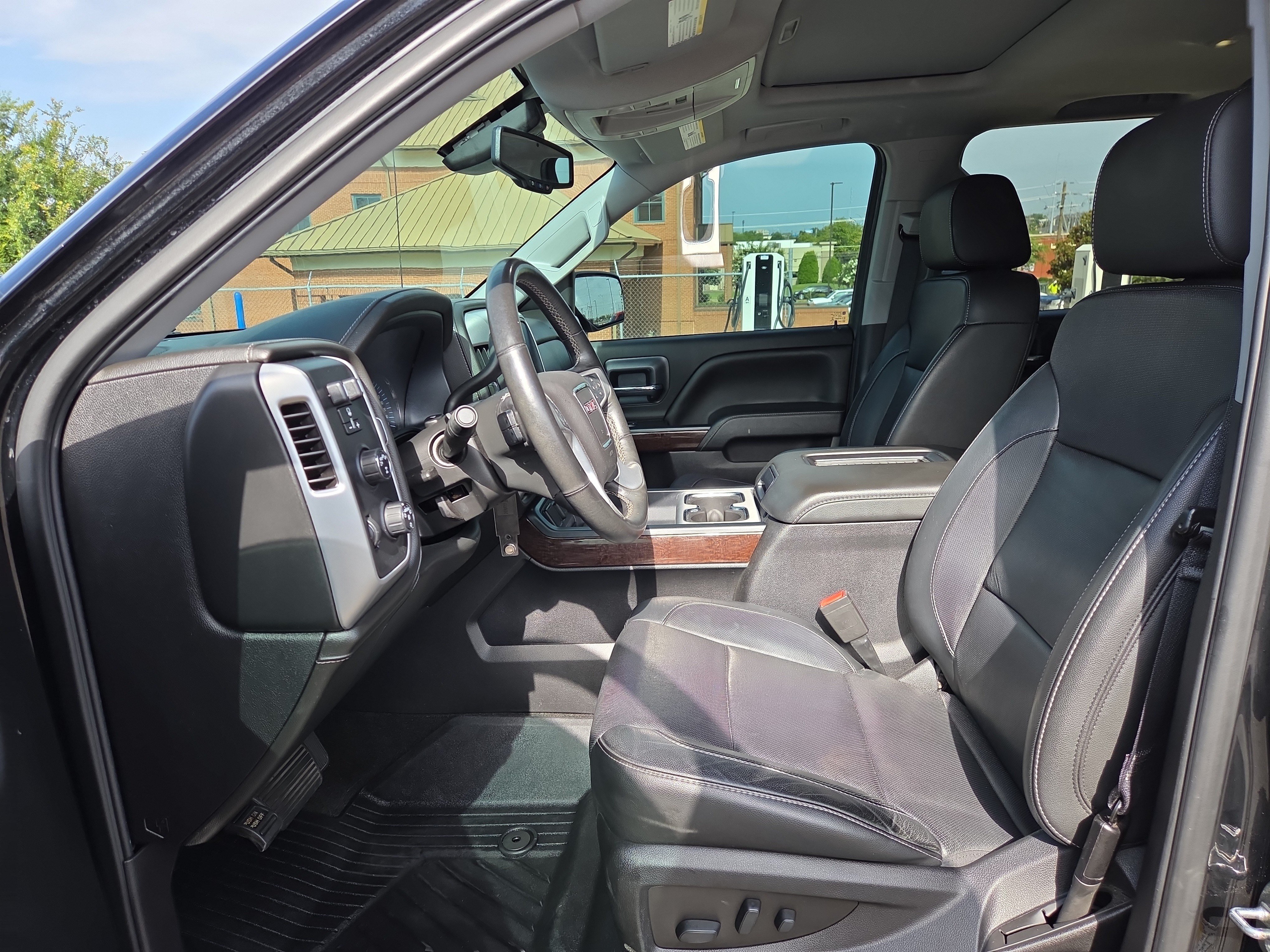 Used 2018 GMC Sierra 1500 SLT AWD/4WD image 10
