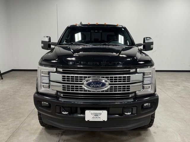 Certified 2019 Ford F250 Platinum w/ Platinum Ultimate Package image 4