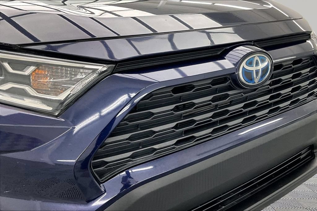 Used 2021 Toyota RAV4 XLE w/ Convenience Package AWD/4WD image 28