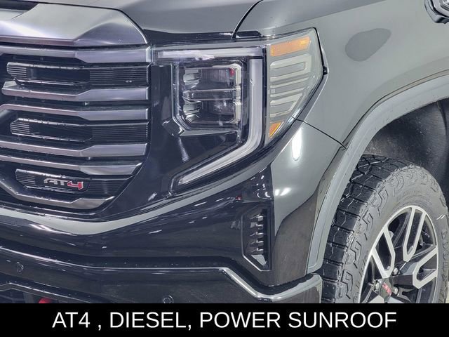Used 2024 GMC Sierra 1500 AT4 w/ Technology Package AWD/4WD image 9