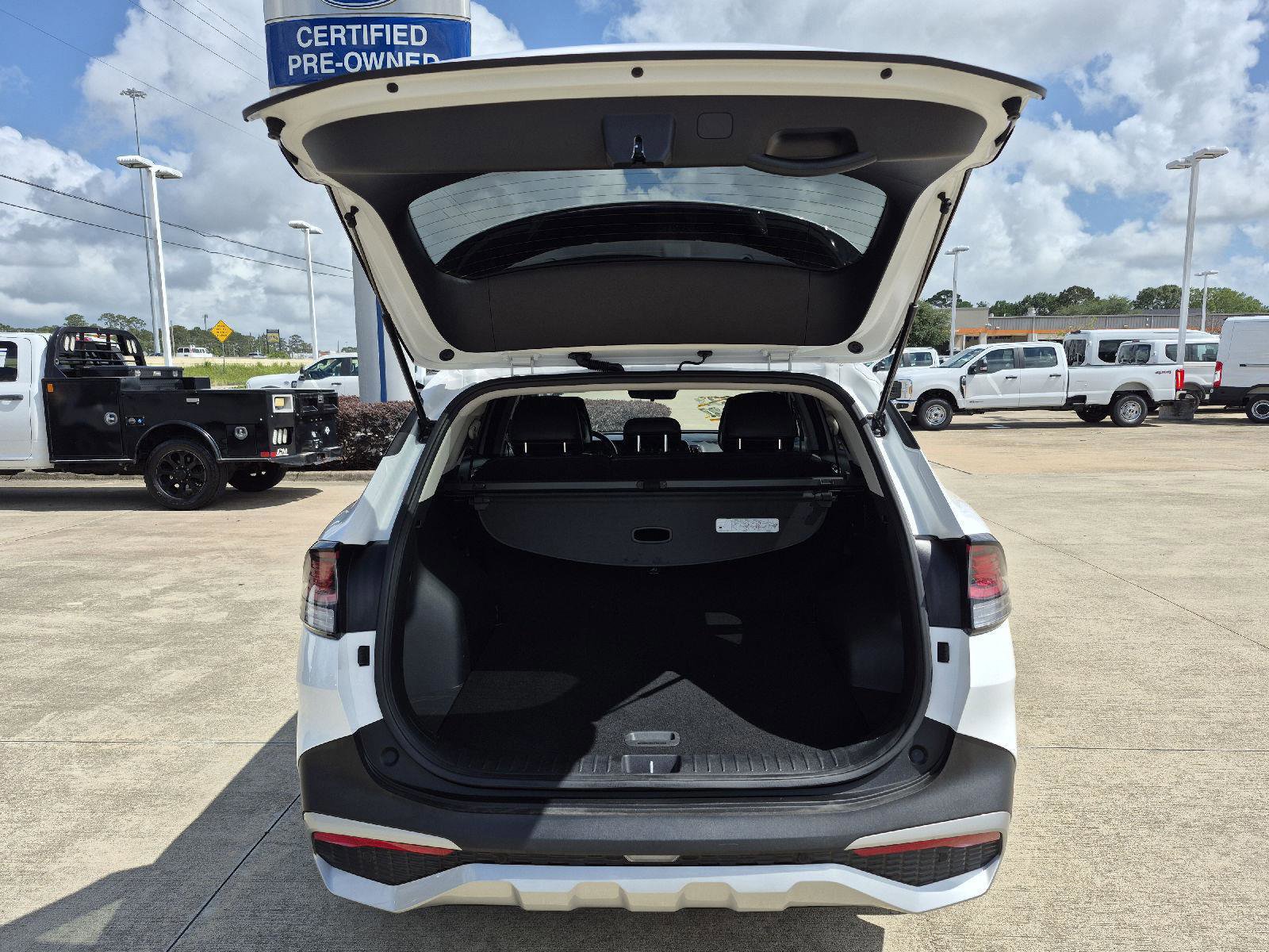 Used 2023 Kia Sportage EX FWD image 18