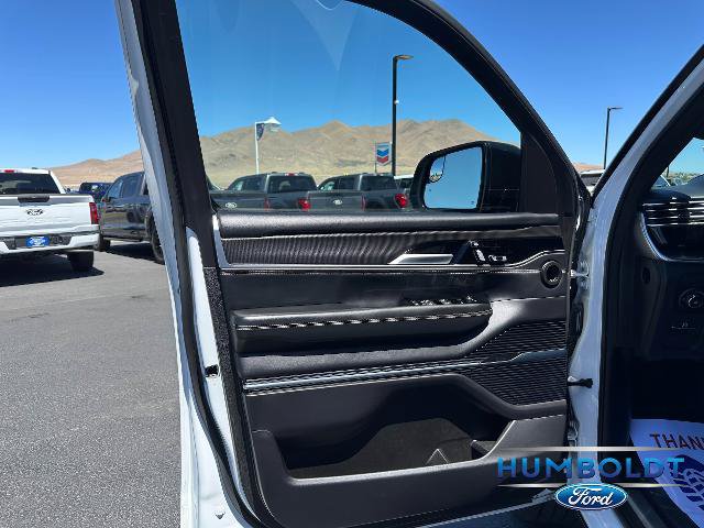 Used 2024 Jeep Grand Wagoneer L Series II w/ Quick Order Packagew 28T AWD/4WD image 11