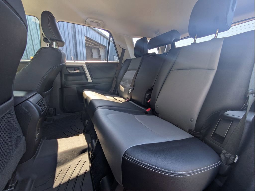 Used 2019 Toyota 4Runner SR5 Premium RWD image 26