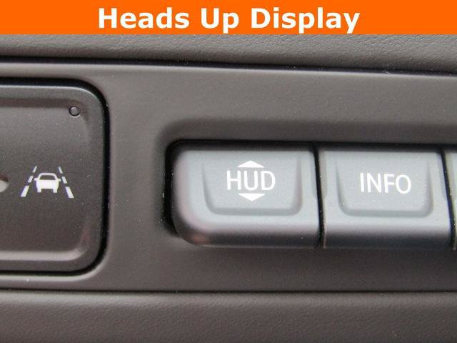 Used 2024 GMC Yukon Denali Ultimate AWD/4WD image 15