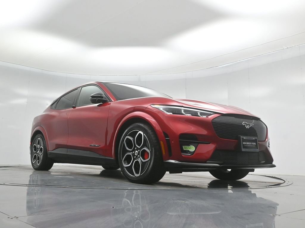 Certified 2023 Ford Mustang Mach-E GT image 5